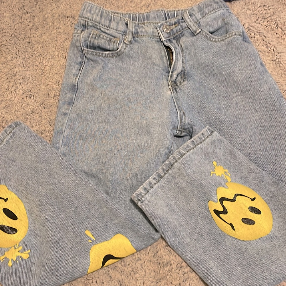 Wide leg smiley 😃 face jeans